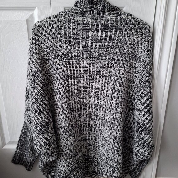 Dex Black and White Wool Blend Knit Cardigan - Picture 3 of 6